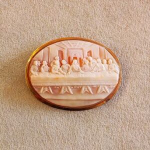 Cammeo Ultima Cena ciondolo/spilla su conchiglia